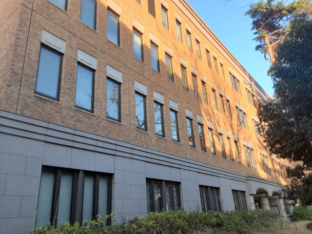 大学の研究資料デジタル化